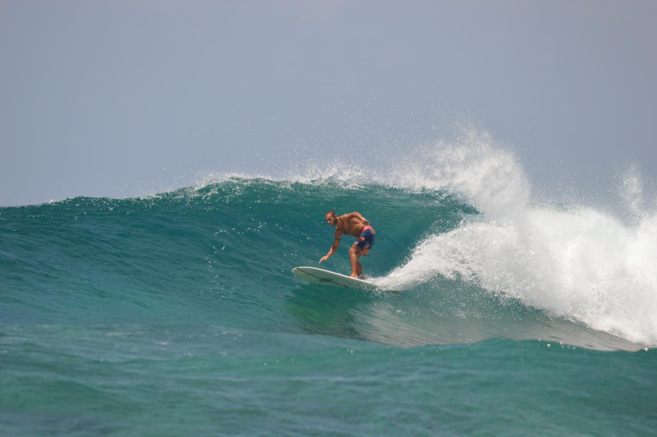 ホテルSurf Trip Maldives スルスドゥー エクステリア 写真